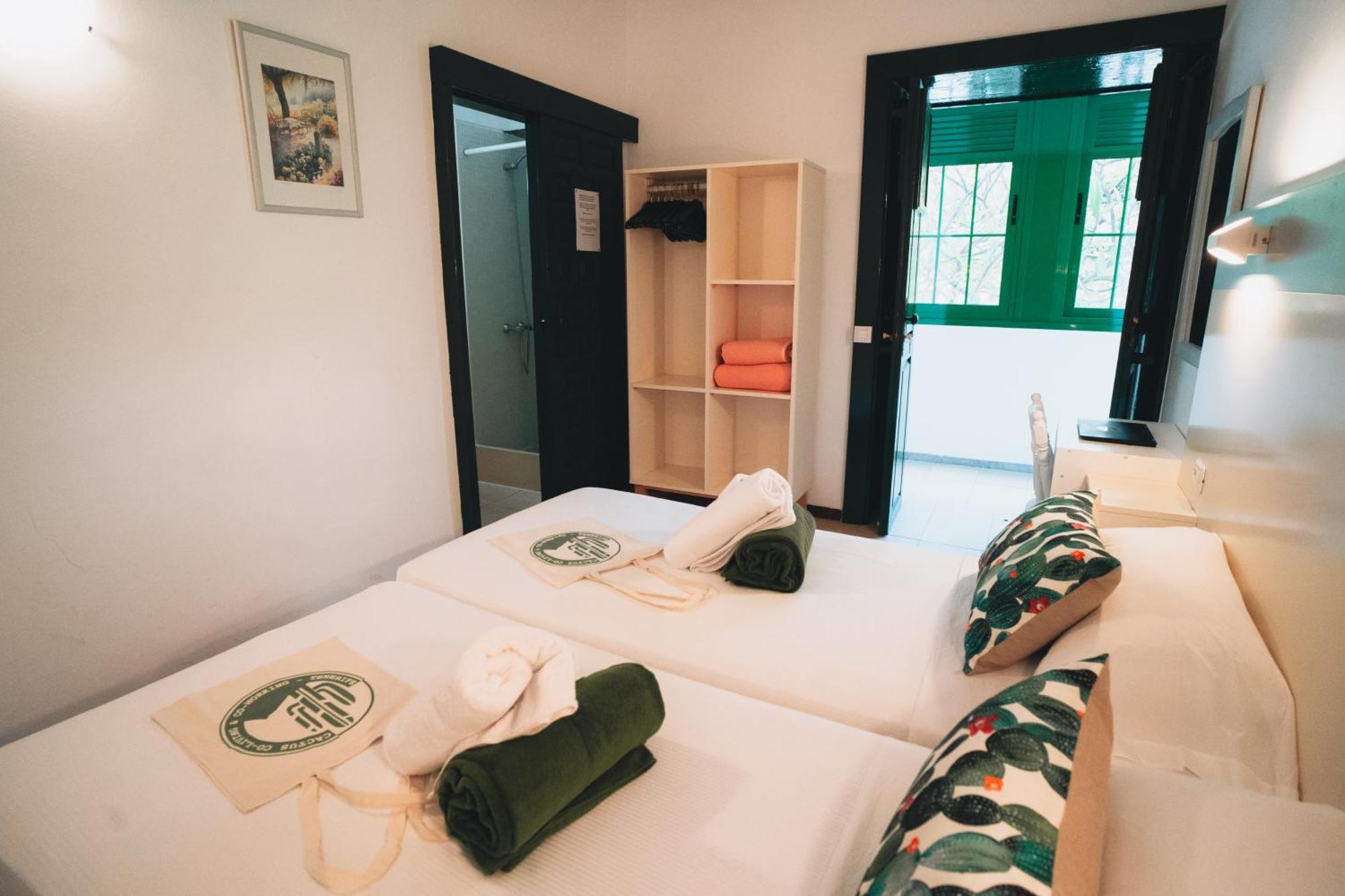 Cactus Hostel San Sebastián de la Gomera Buitenkant foto